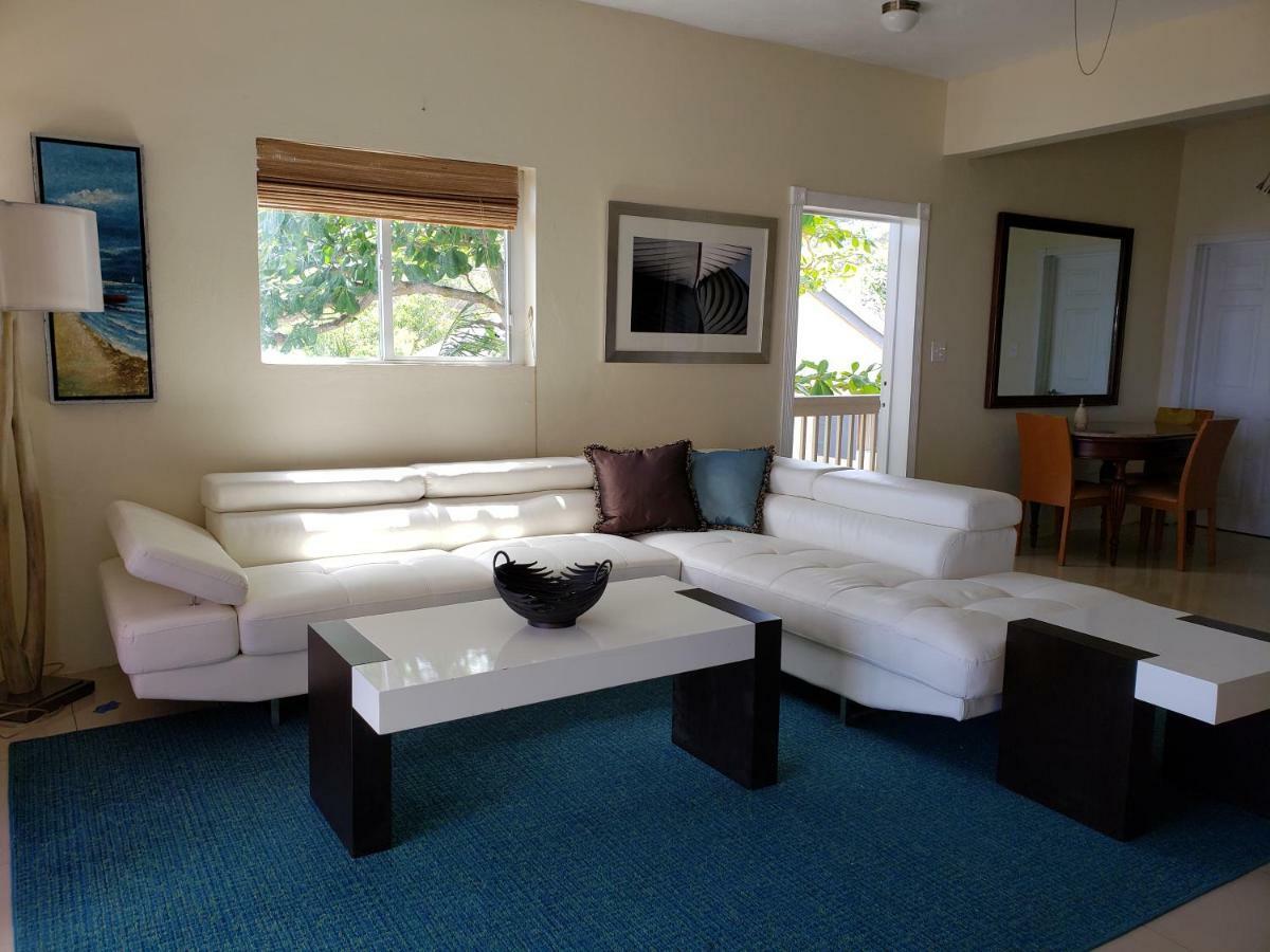 Villa Indigo Sunny 1Br Apartment In Private Gated Estate Charlotte Amalie Exteriör bild